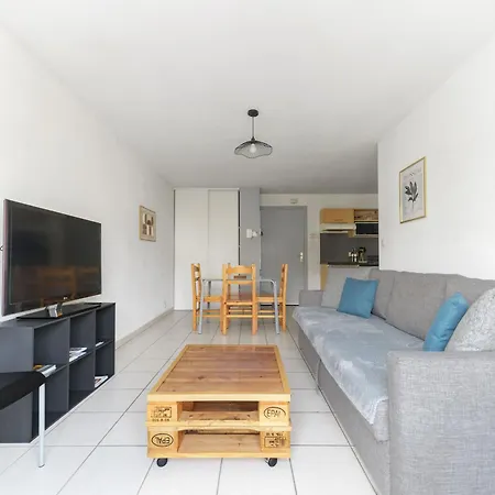 Le Petit Reservoir - Parking & Terrasse * Vichy