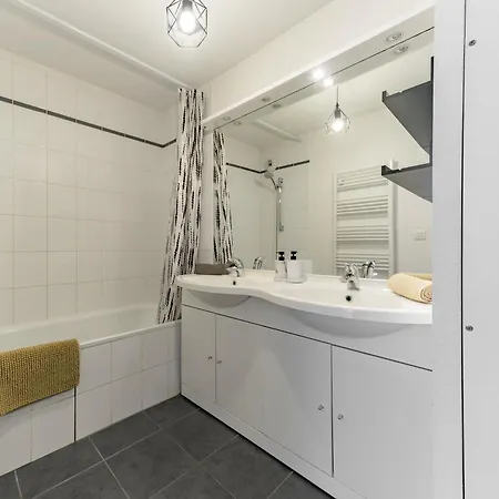 Le Petit Reservoir - Parking & Terrasse Apartment *