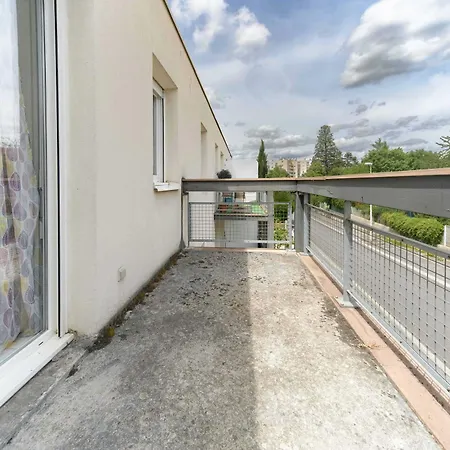 Le Petit Reservoir - Parking & Terrasse * Vichy
