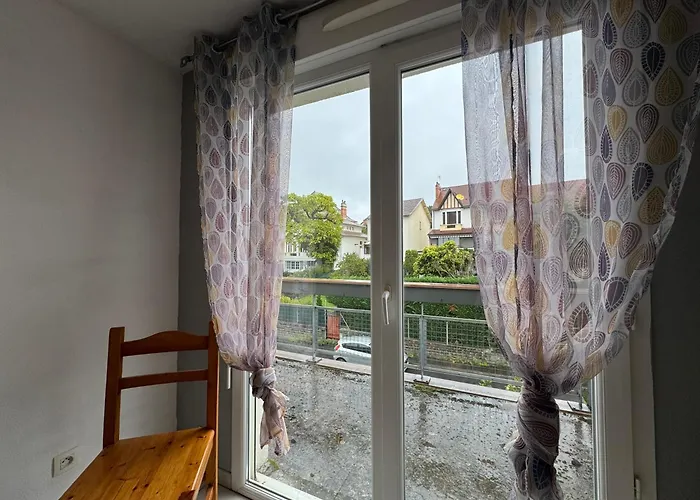 Le Cocoon Des Reservoirs - Parking & Terrace Апартаменты